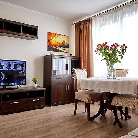 City Center Lux Family Apartment Vinnytsia Bagian luar foto