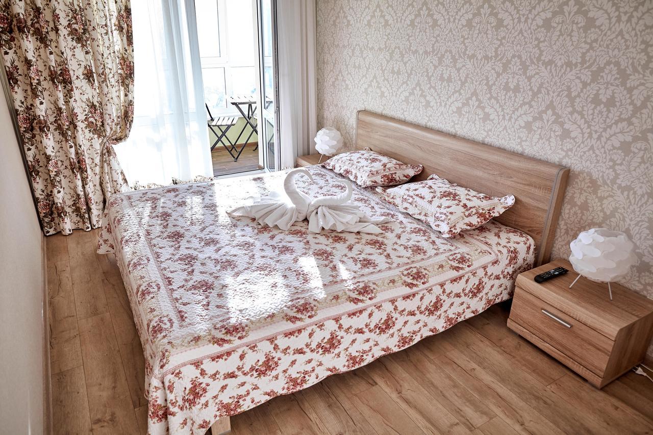 City Center Lux Family Apartment Vinnytsia Bagian luar foto